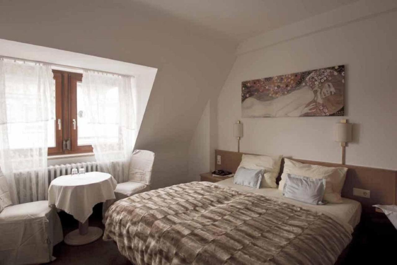 Hotel Barbarossa Garni Wurzburgo Habitación foto